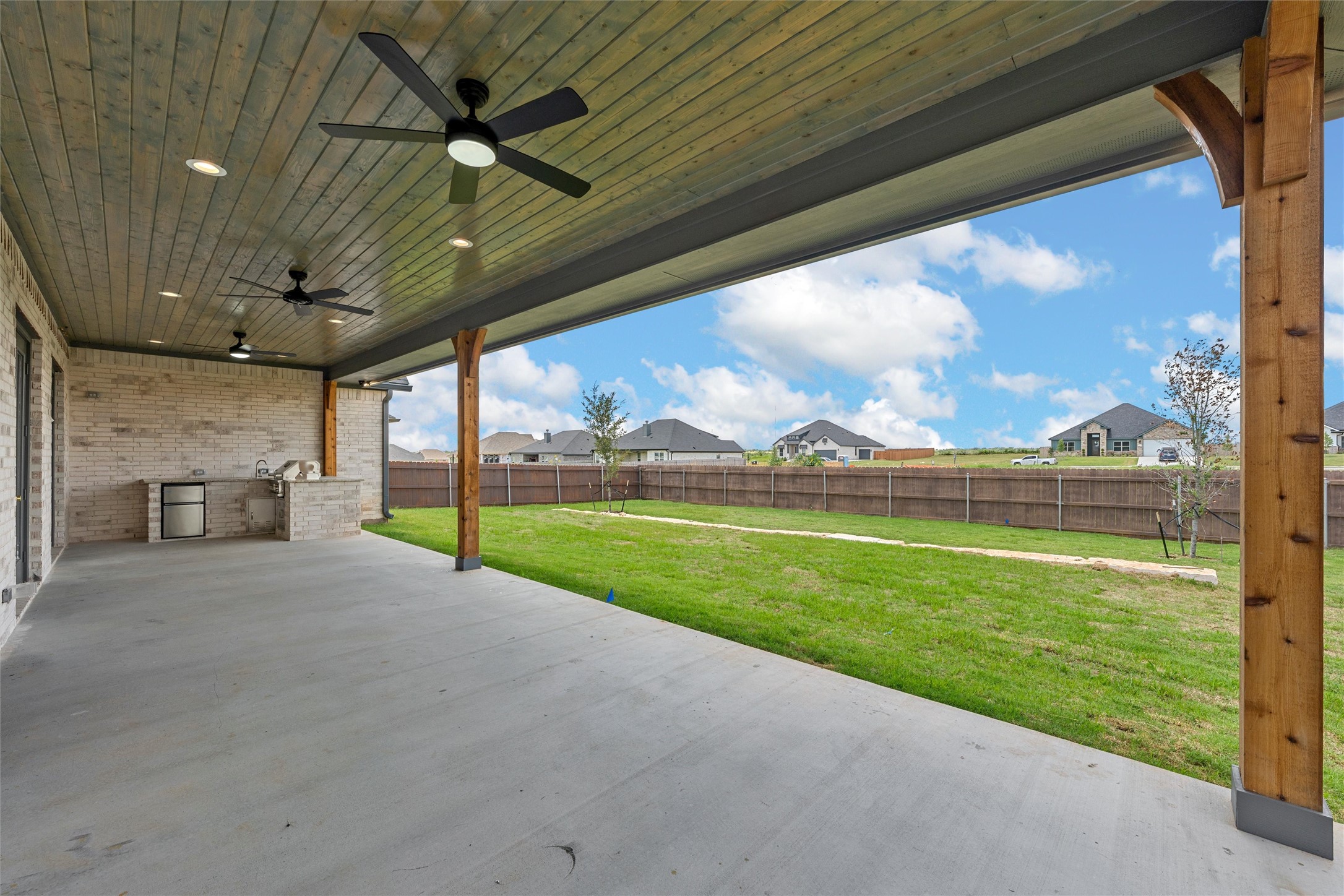 1333 Tahonta Drive