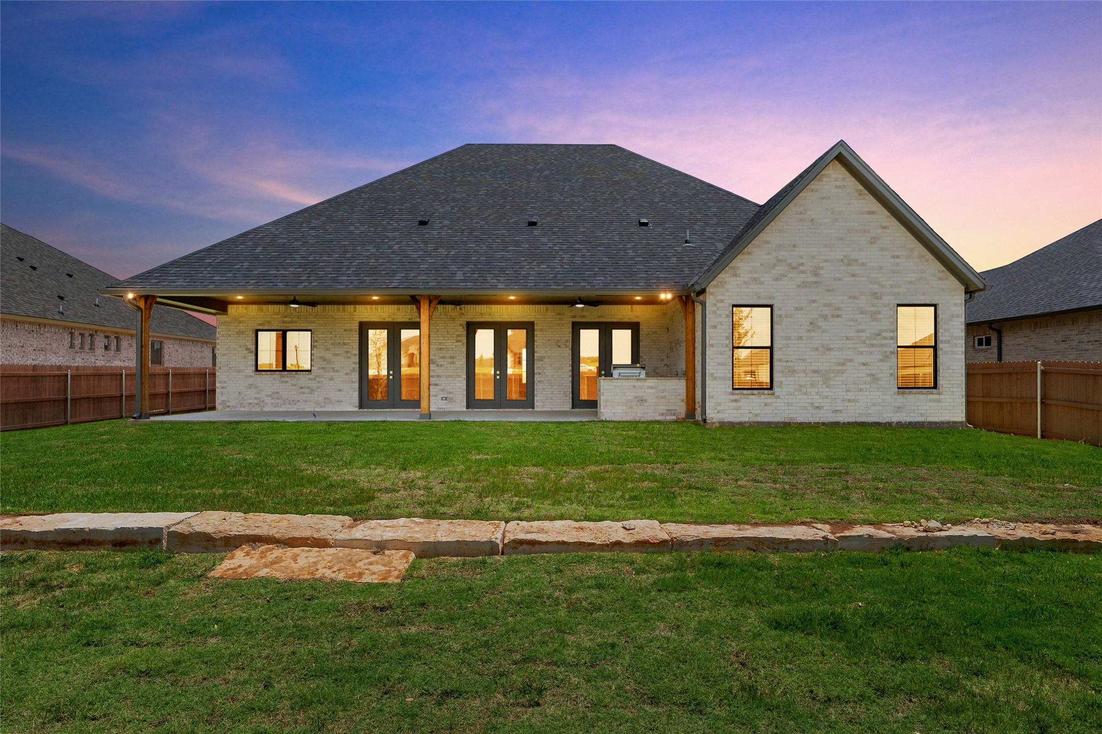 1333 Tahonta Drive