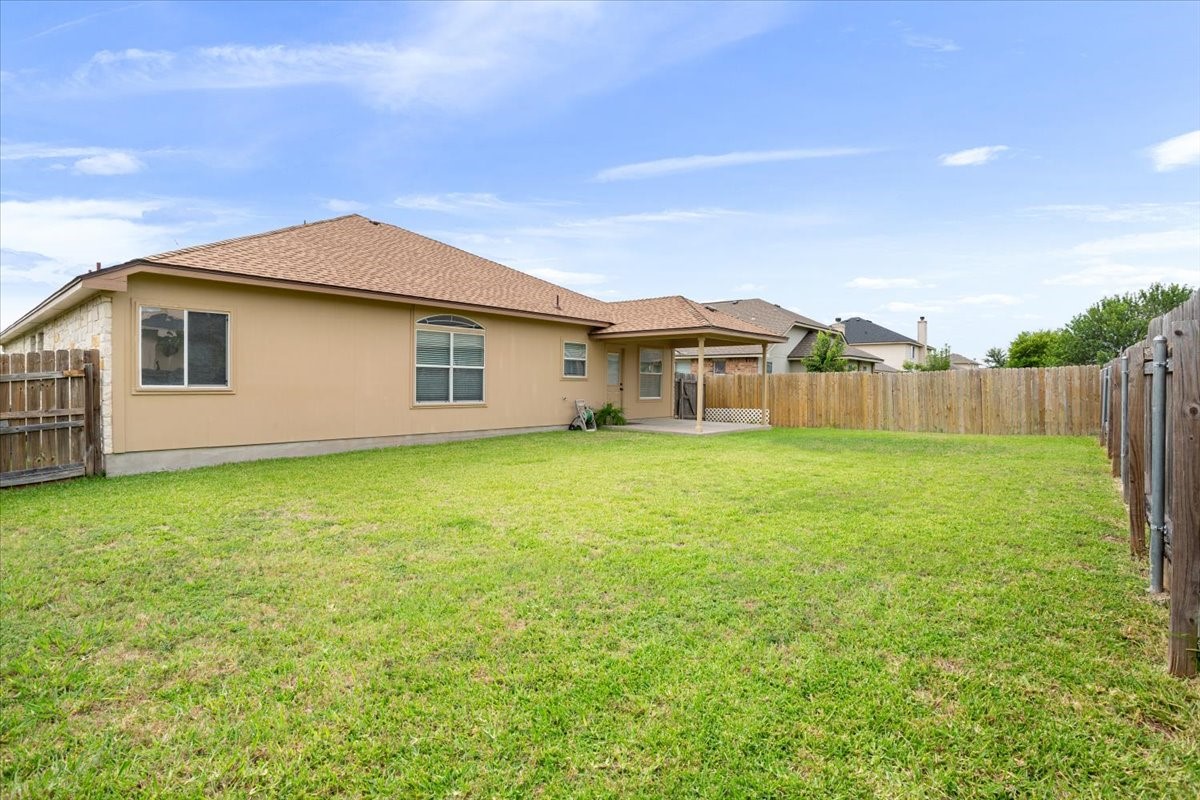 6537 Mundo Drive