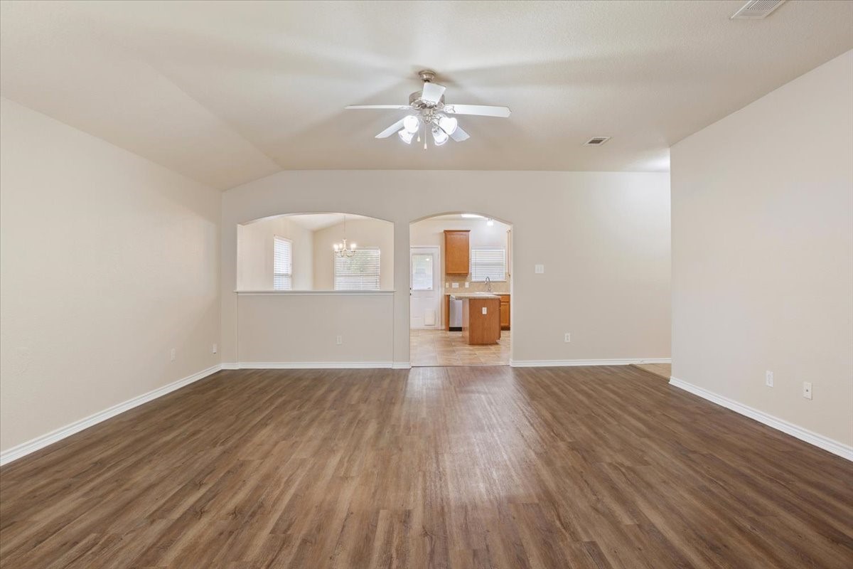 6537 Mundo Drive