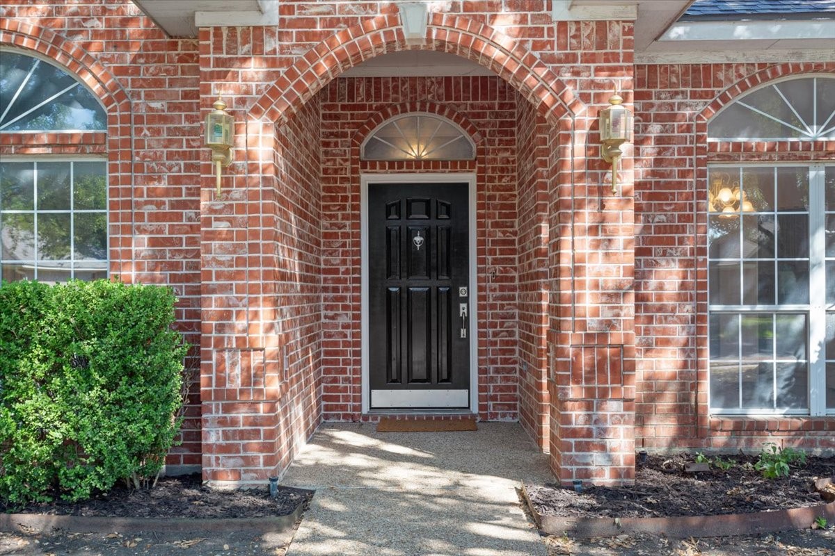 10005 Polo Park Circle