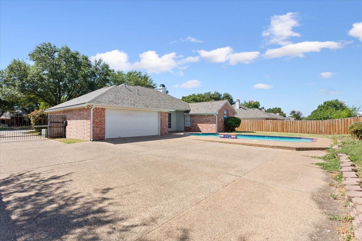 10005 Polo Park Circle
