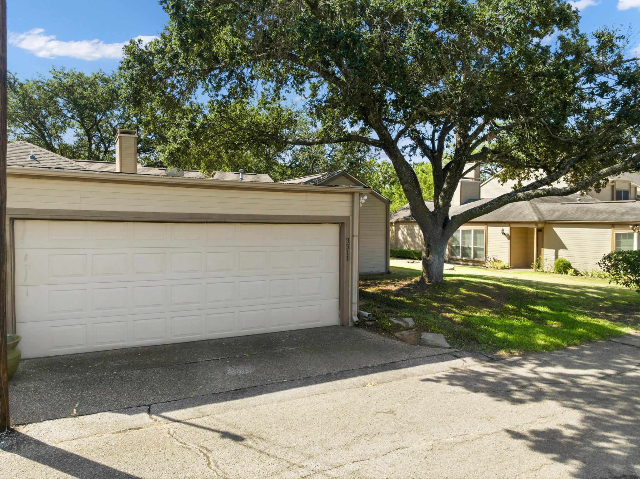 3311 Chimney Place Drive