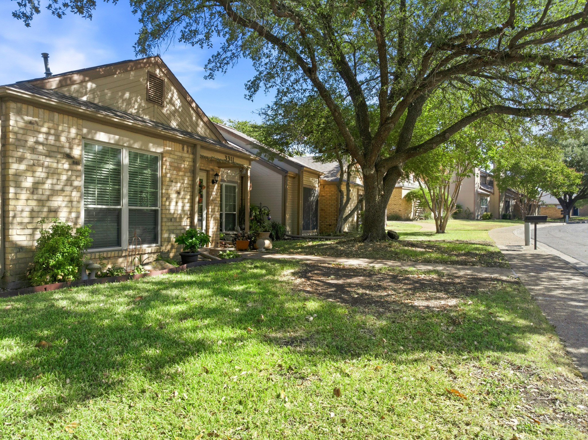 3311 Chimney Place Drive