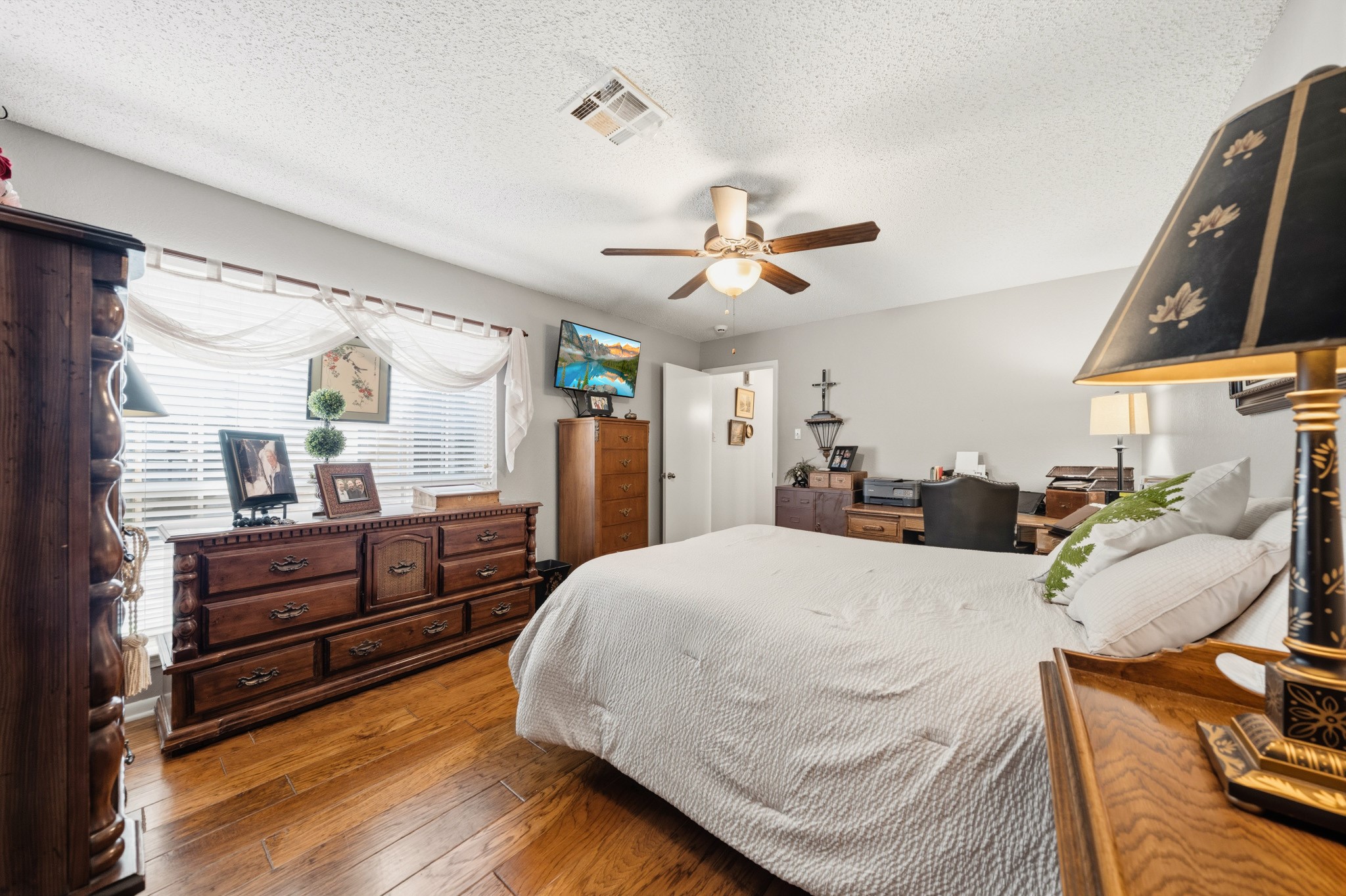 3311 Chimney Place Drive