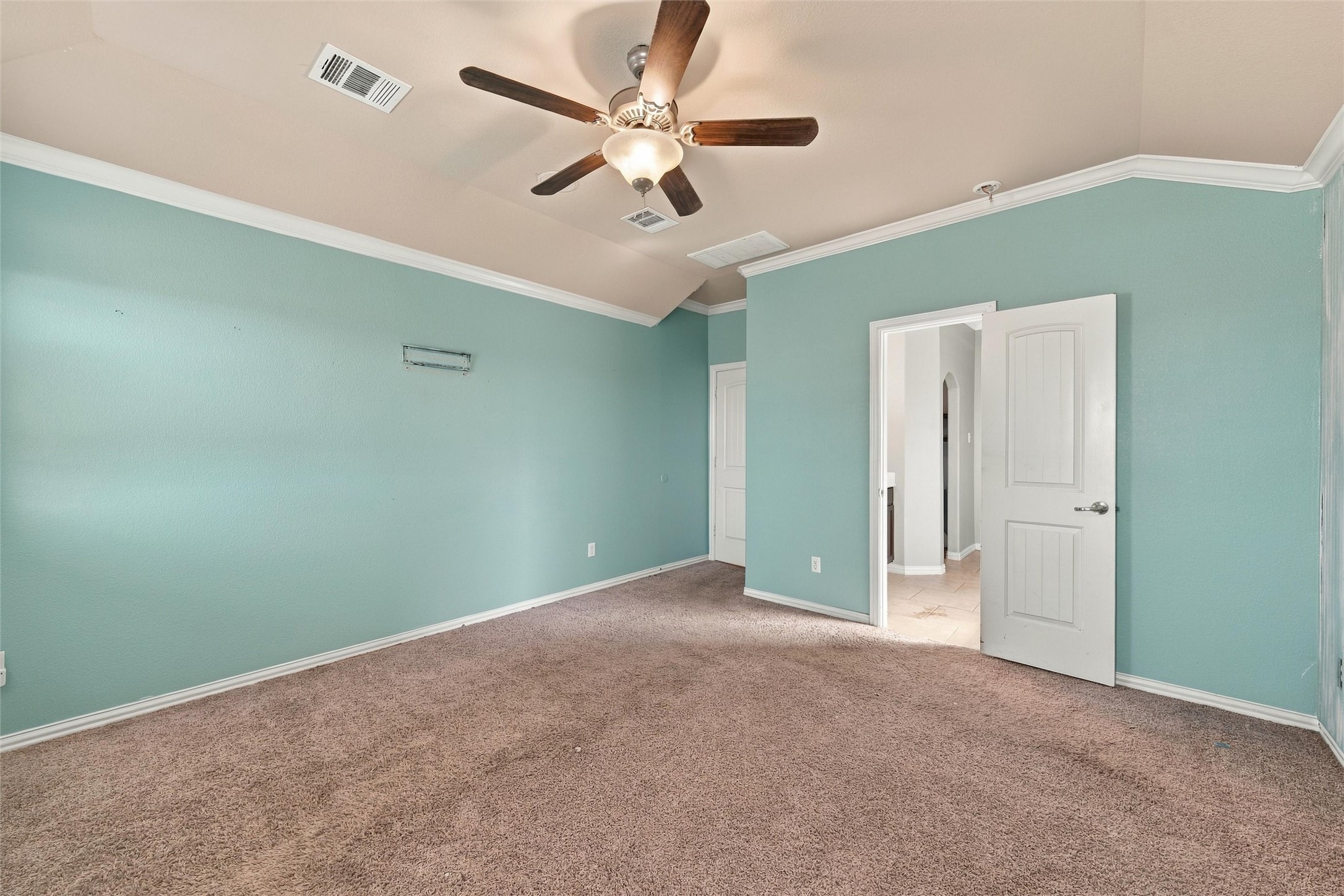 112 Oak Meadow Trail