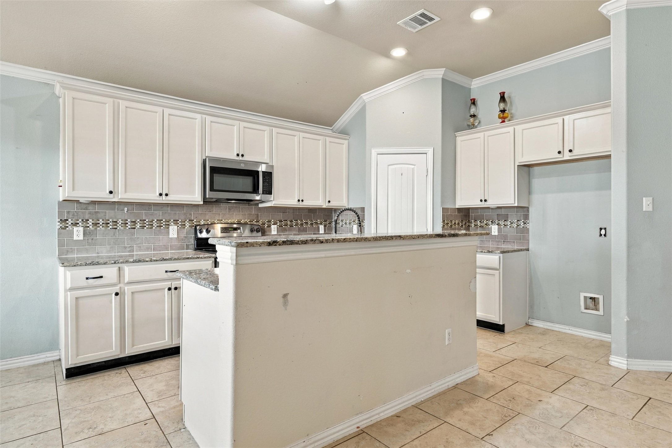 112 Oak Meadow Trail