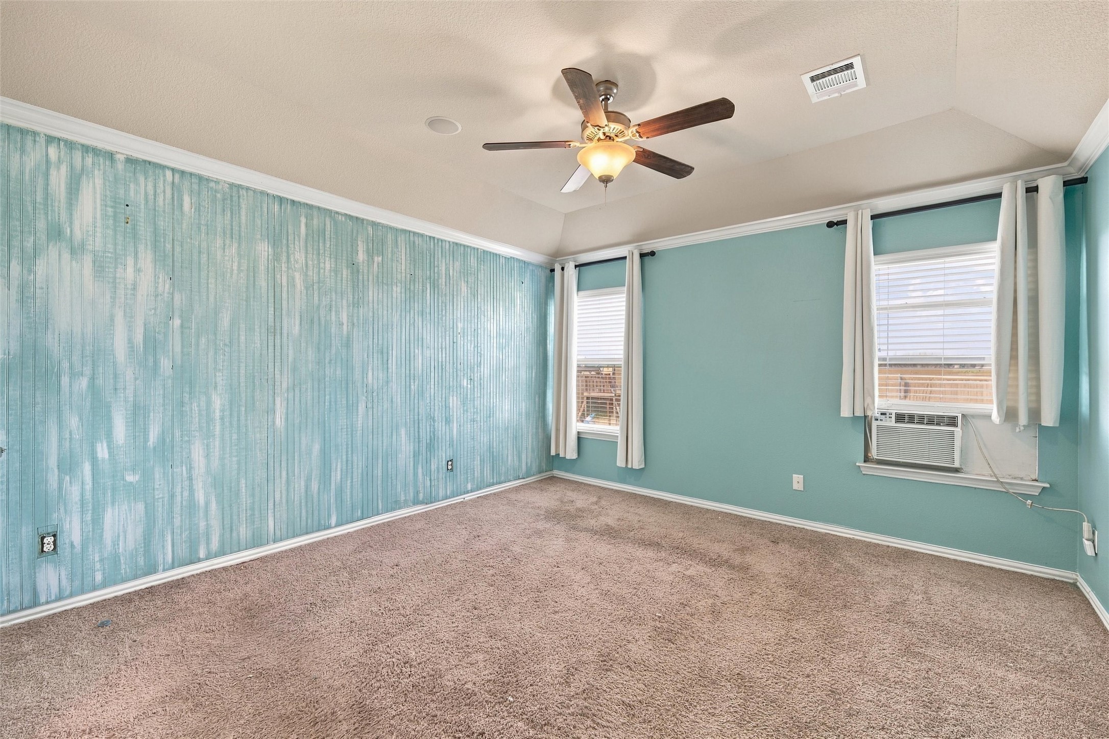 112 Oak Meadow Trail