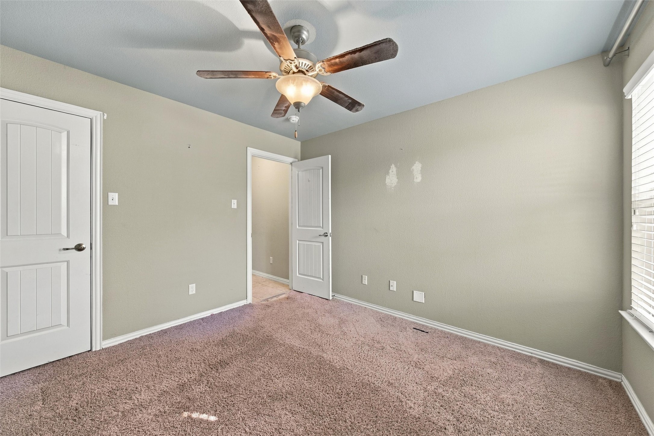 112 Oak Meadow Trail
