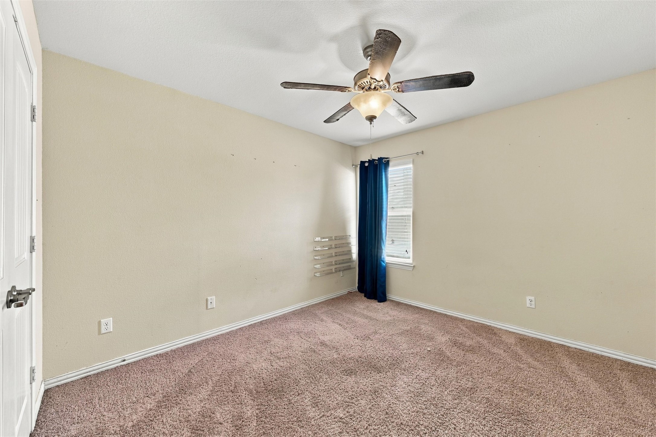 112 Oak Meadow Trail