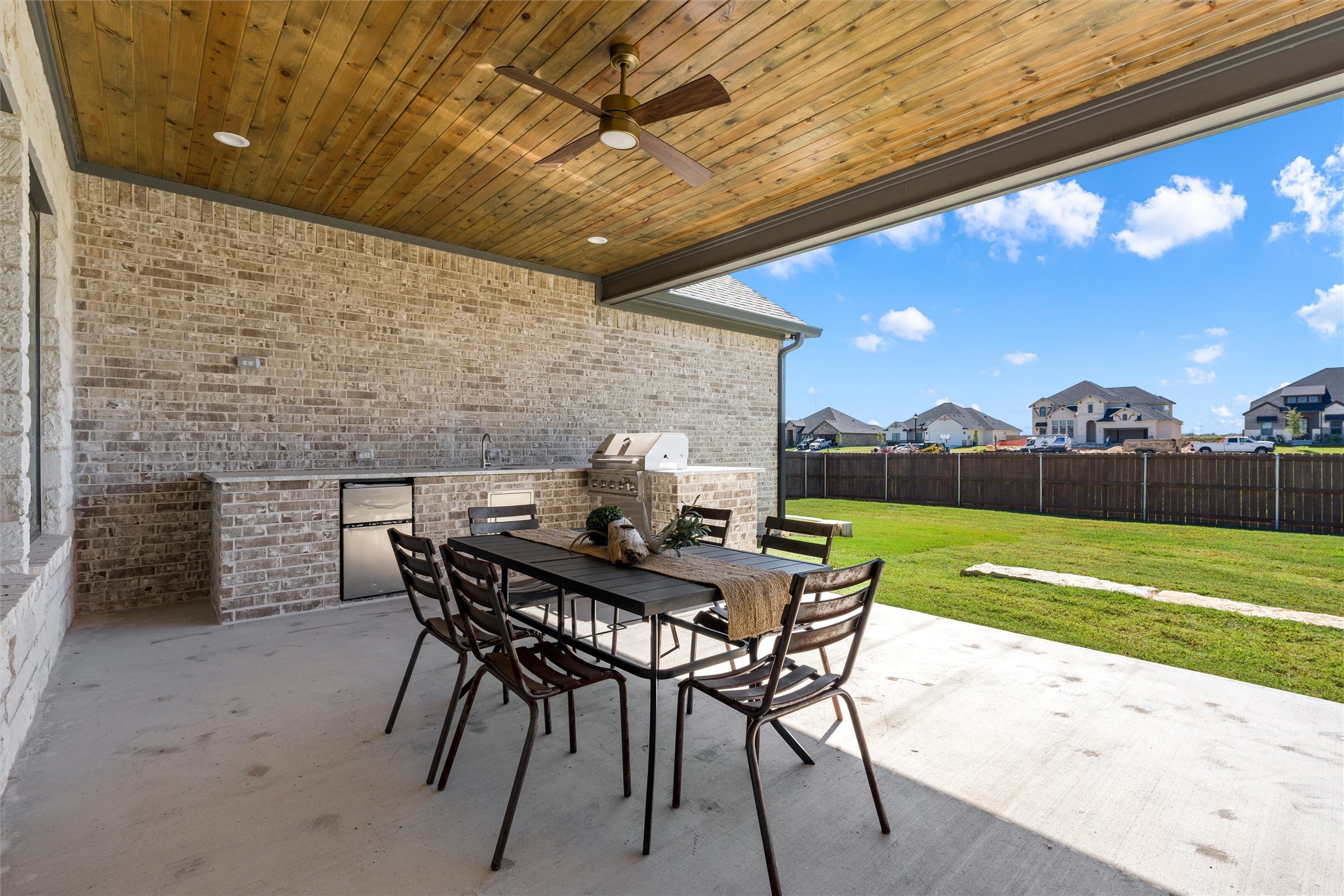 1321 Tahonta Drive