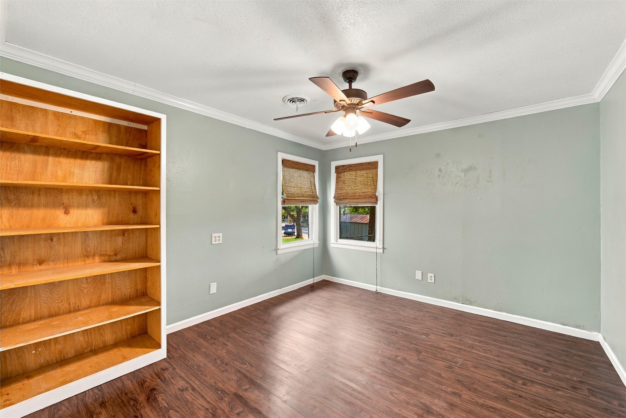 732 Guthrie Drive