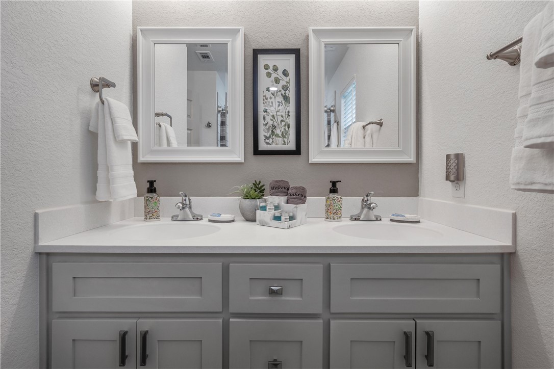 1901 Algonquin Street