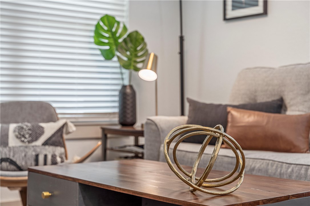 1901 Algonquin Street