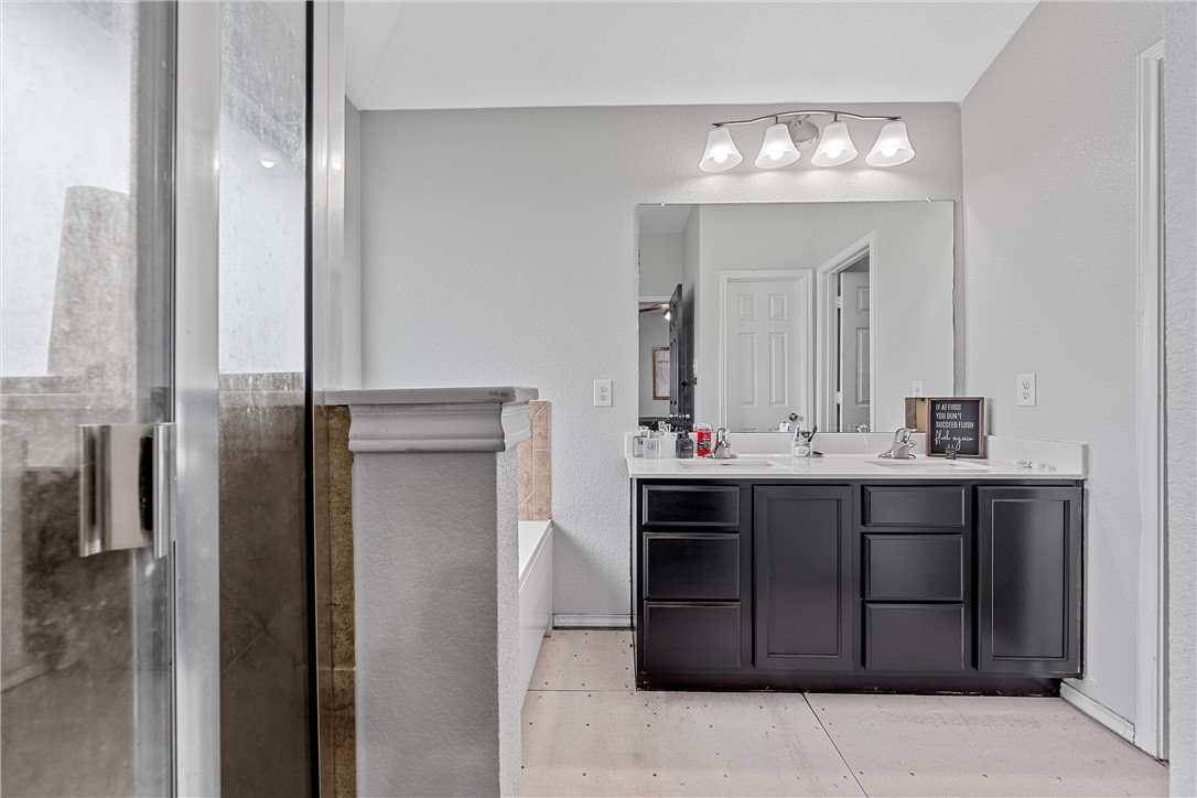 10252 Peony Lane
