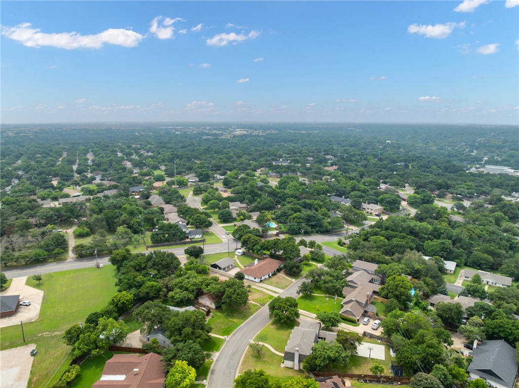 1116 Knotty Oaks Drive