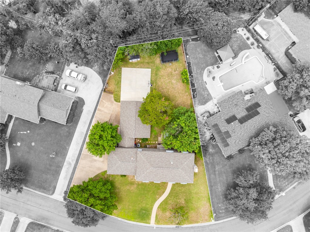 1116 Knotty Oaks Drive