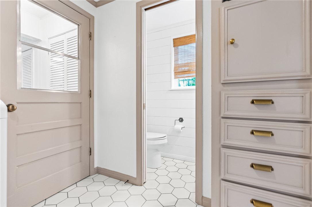 1116 Knotty Oaks Drive