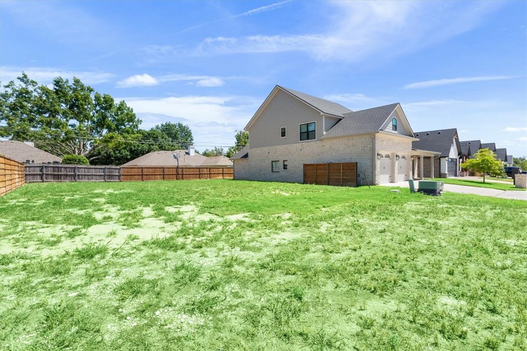 1425 & 1429 Tranquility Trail
