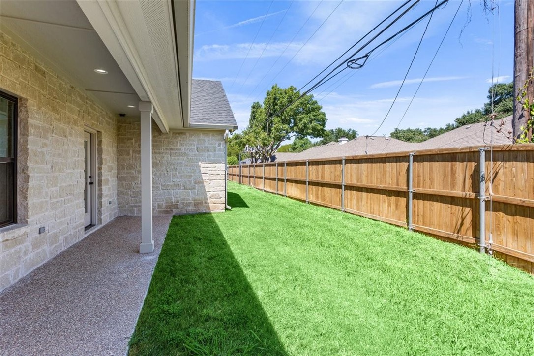 1425 & 1429 Tranquility Trail