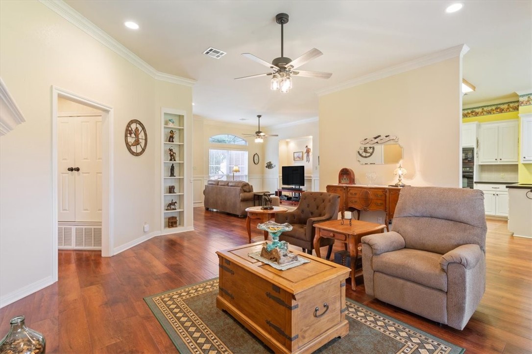 1205 Steamboat Drive