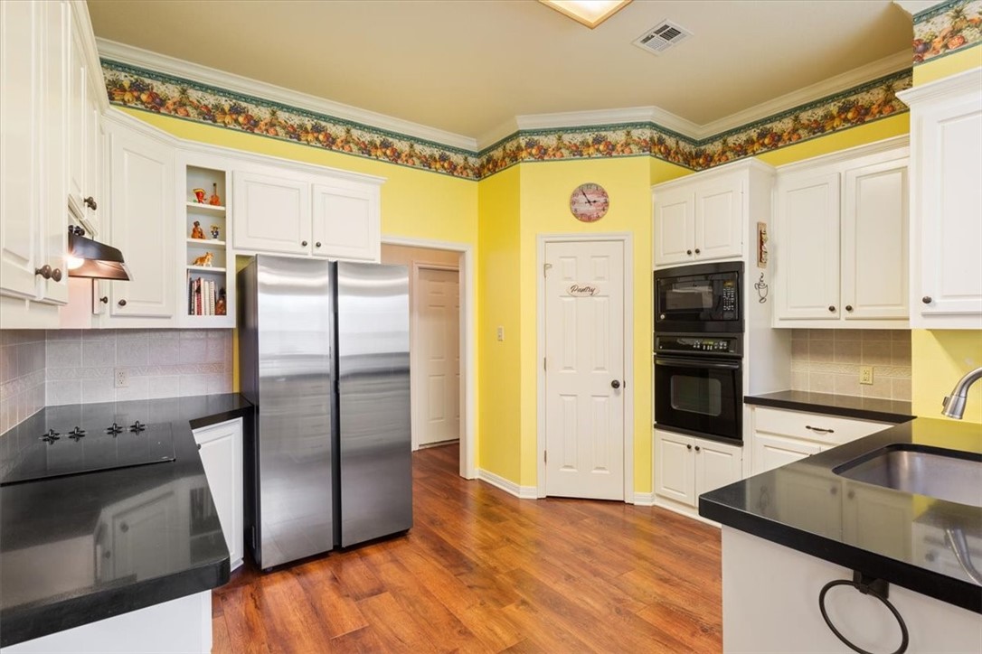 1205 Steamboat Drive