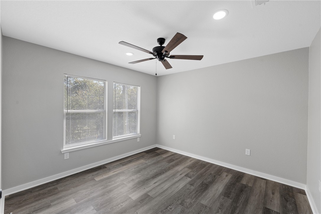 2311 Mistletoe Avenue