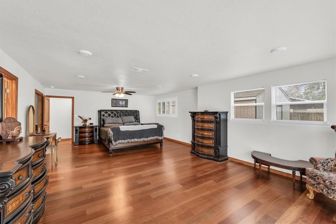 2217 Carolinda Drive