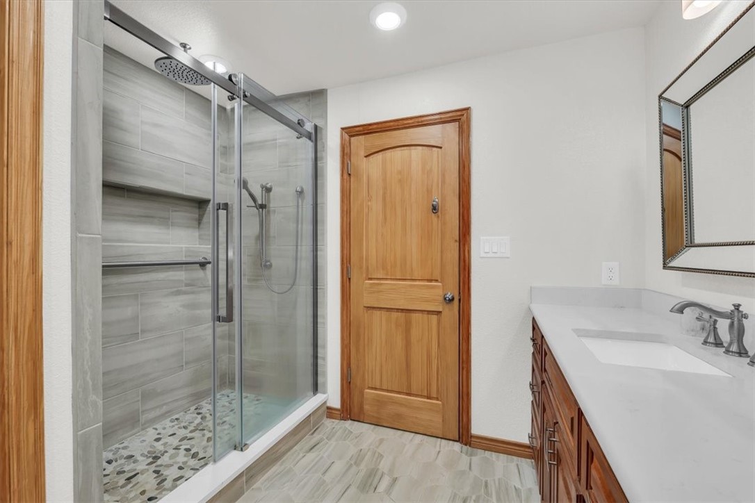 2217 Carolinda Drive
