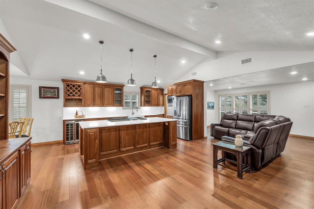 2217 Carolinda Drive