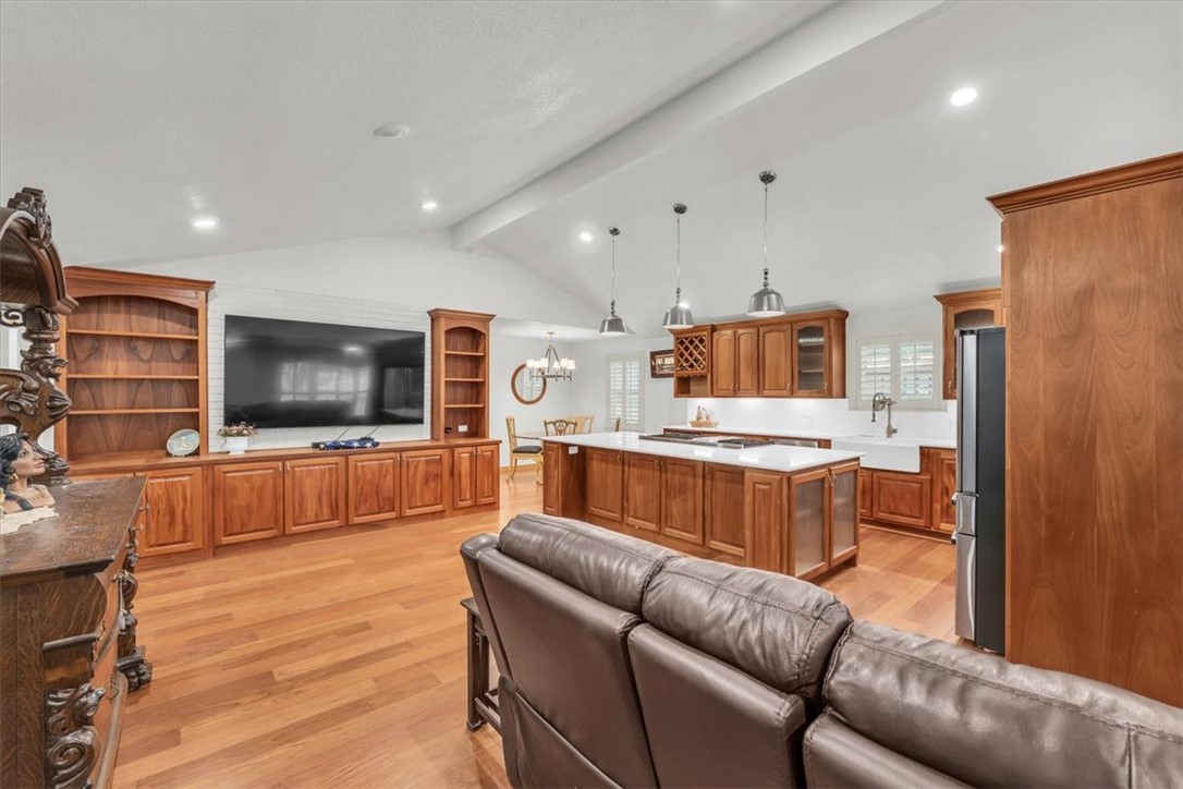 2217 Carolinda Drive