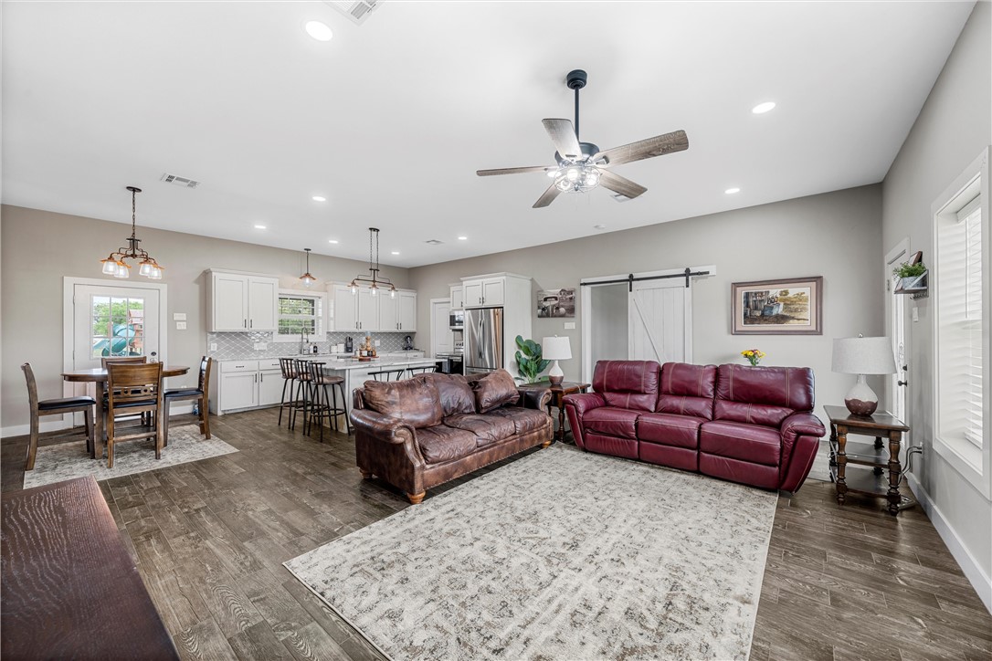 917 Farney Road