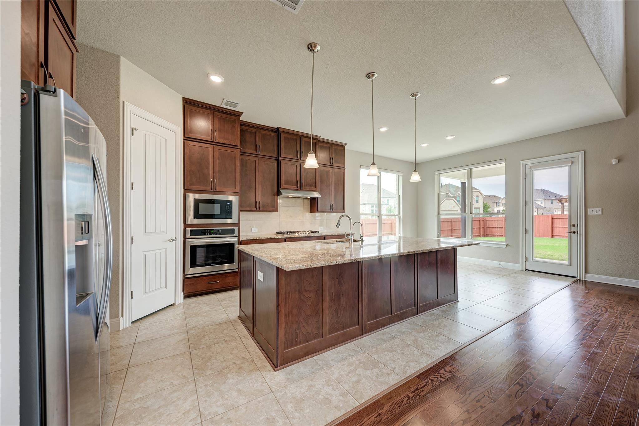 709 Critty LN