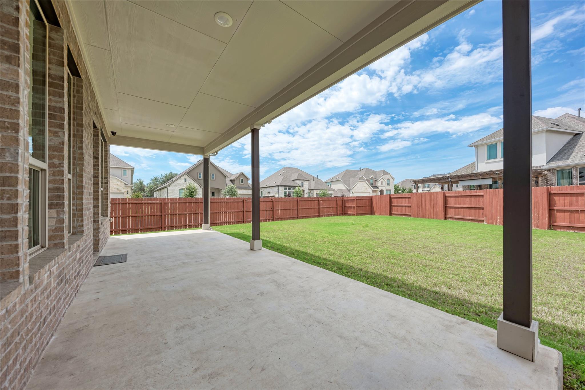709 Critty LN
