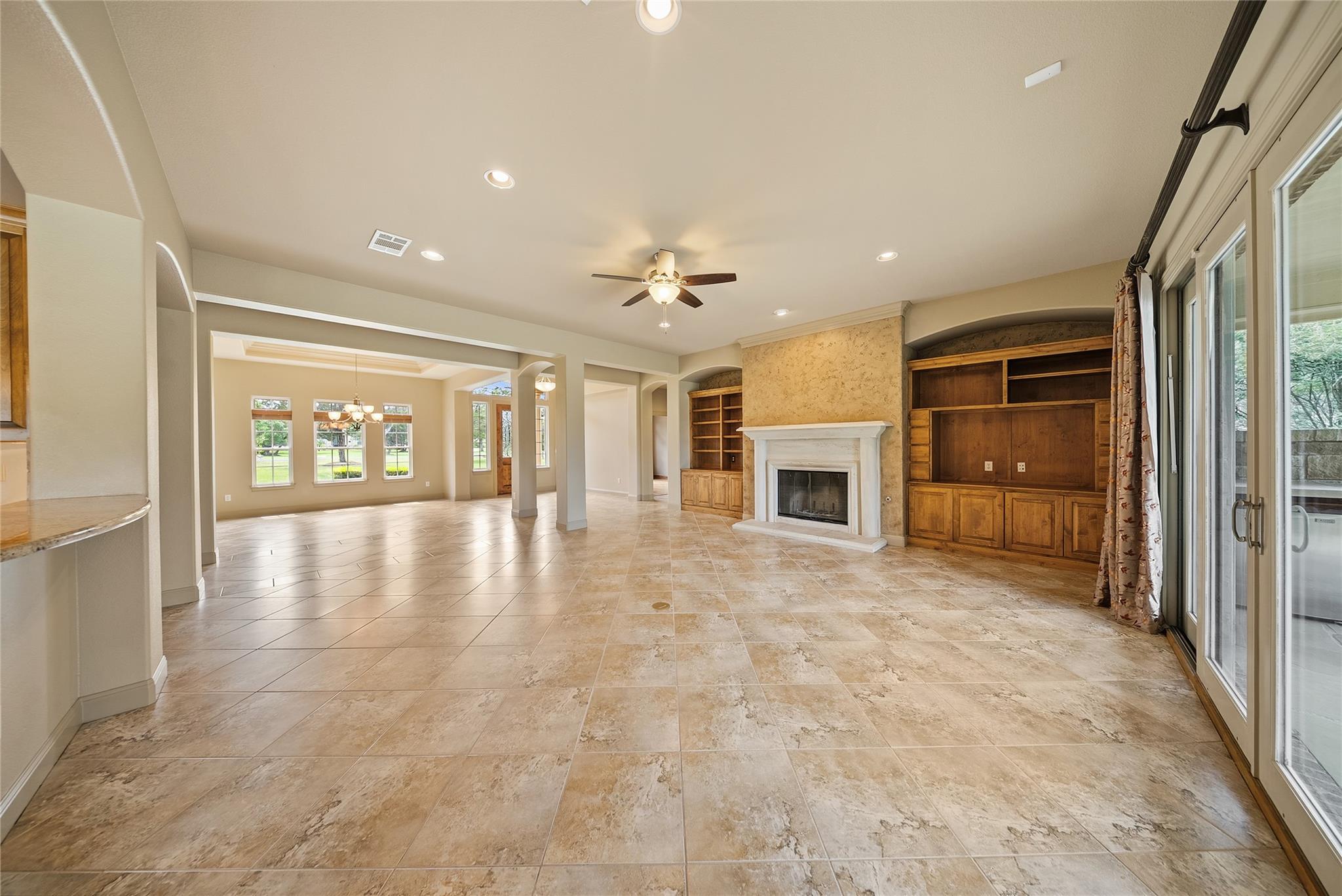 175 Whitney Woods CIR