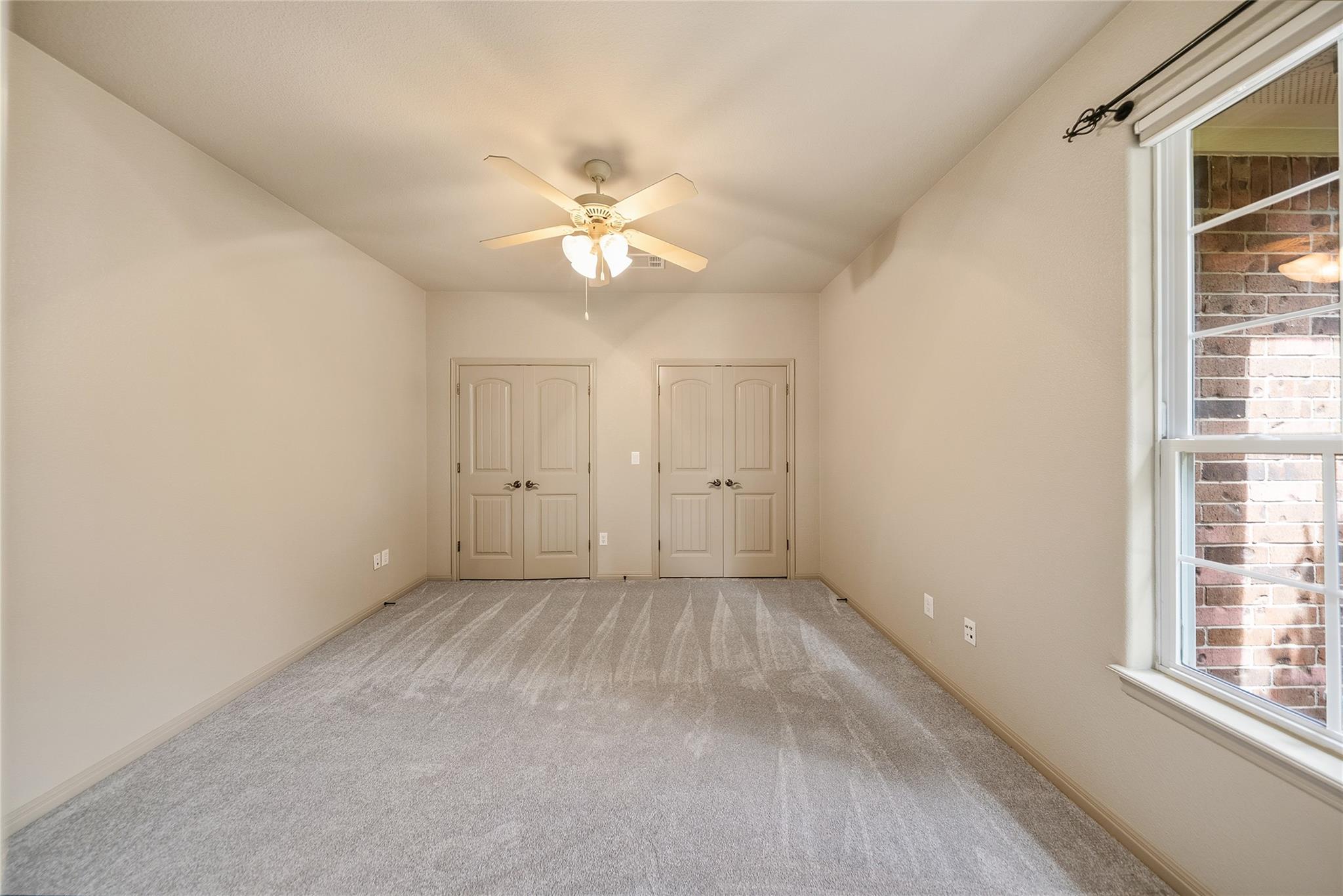 175 Whitney Woods CIR