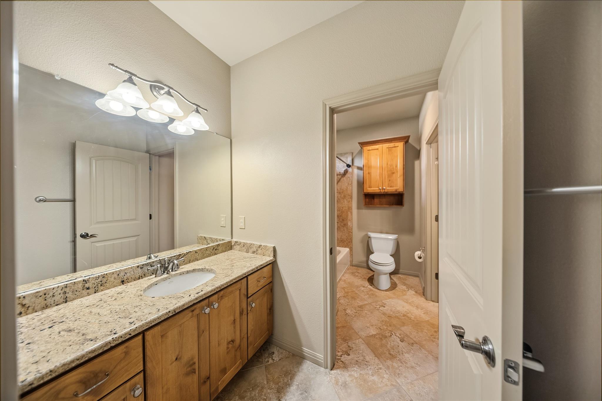 175 Whitney Woods CIR