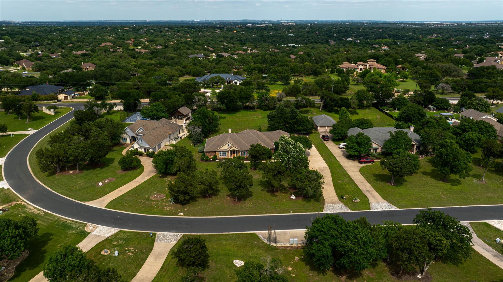 175 Whitney Woods CIR