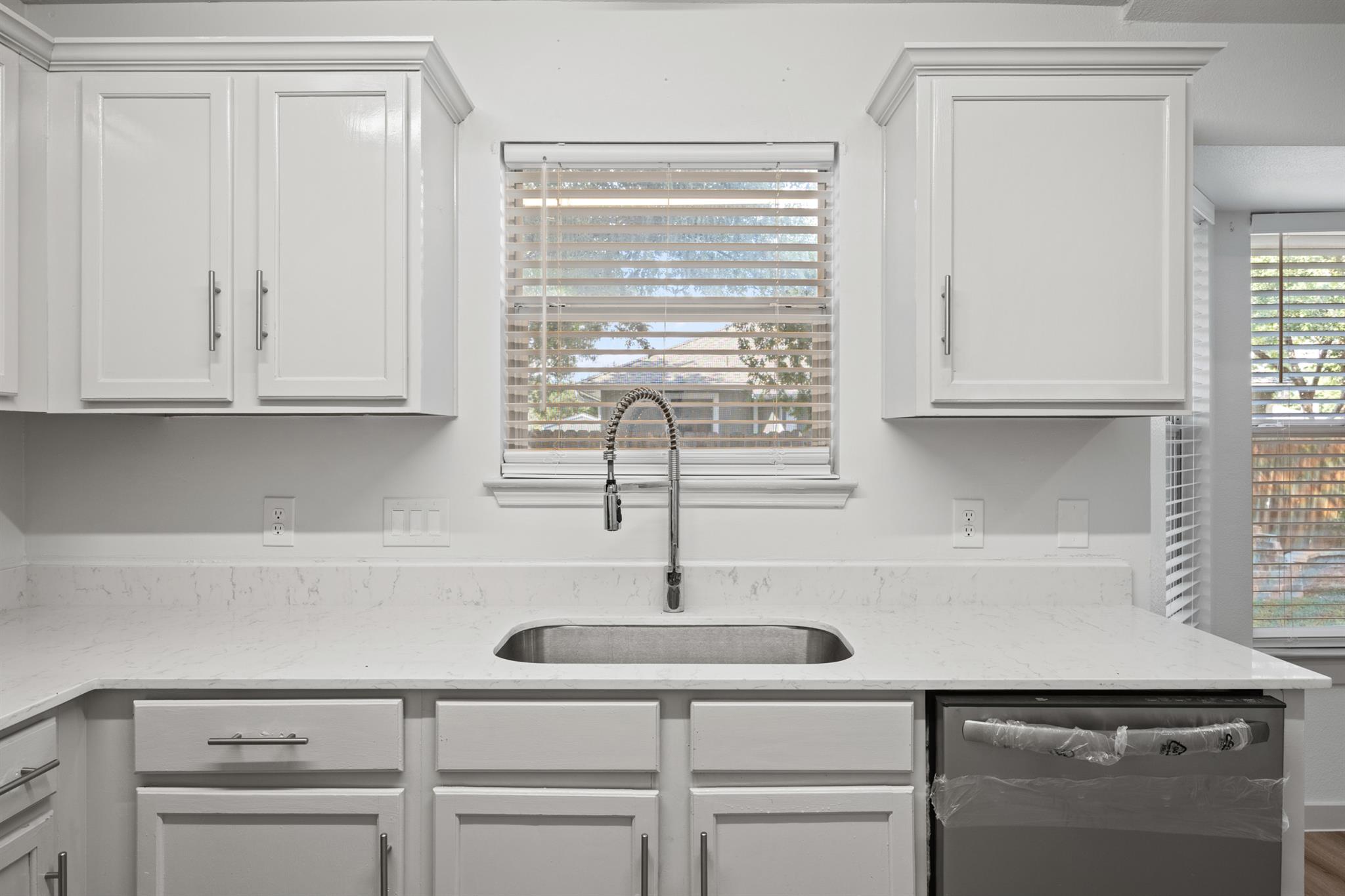 100 Evergreen CIR