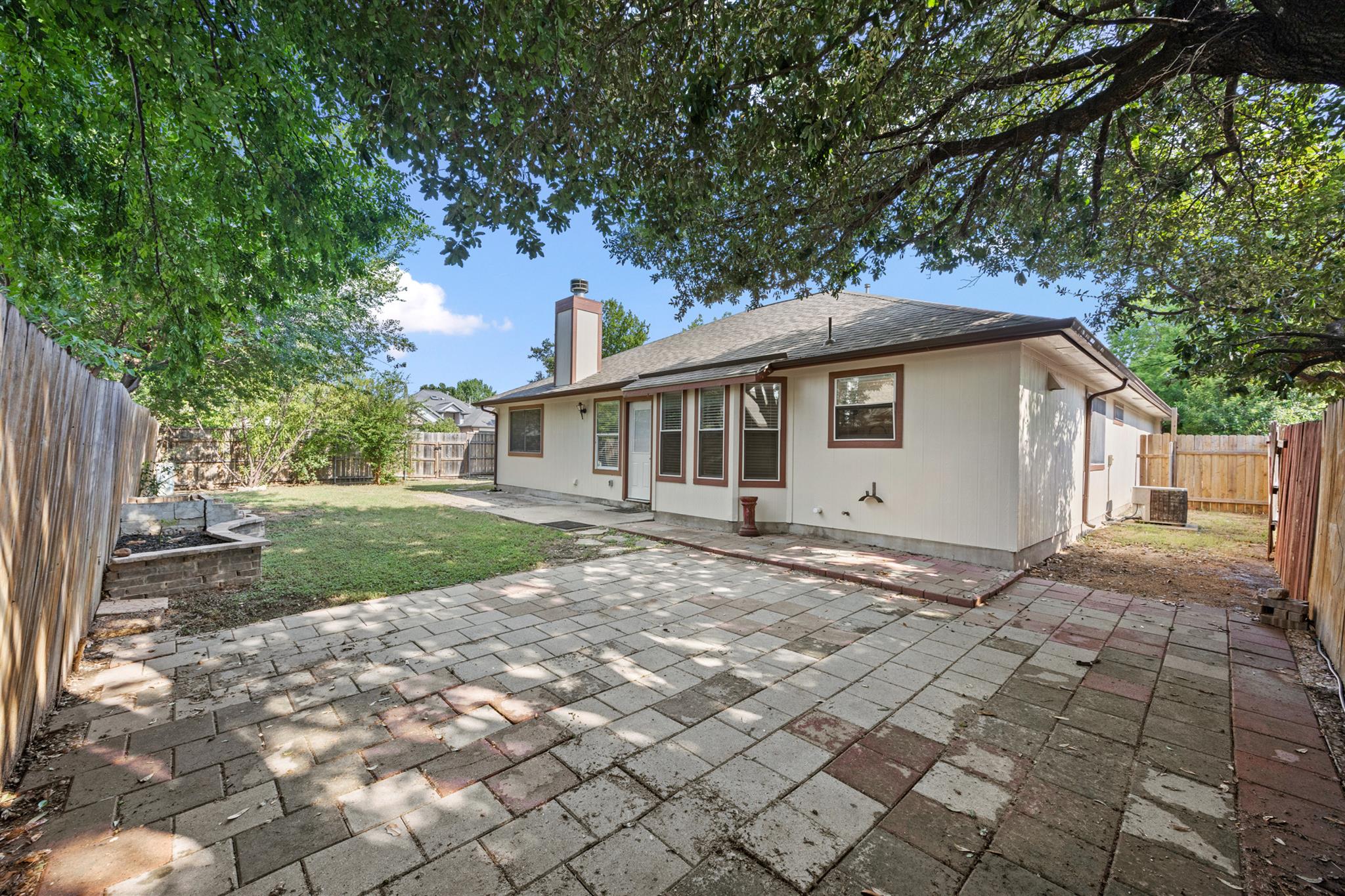 100 Evergreen CIR