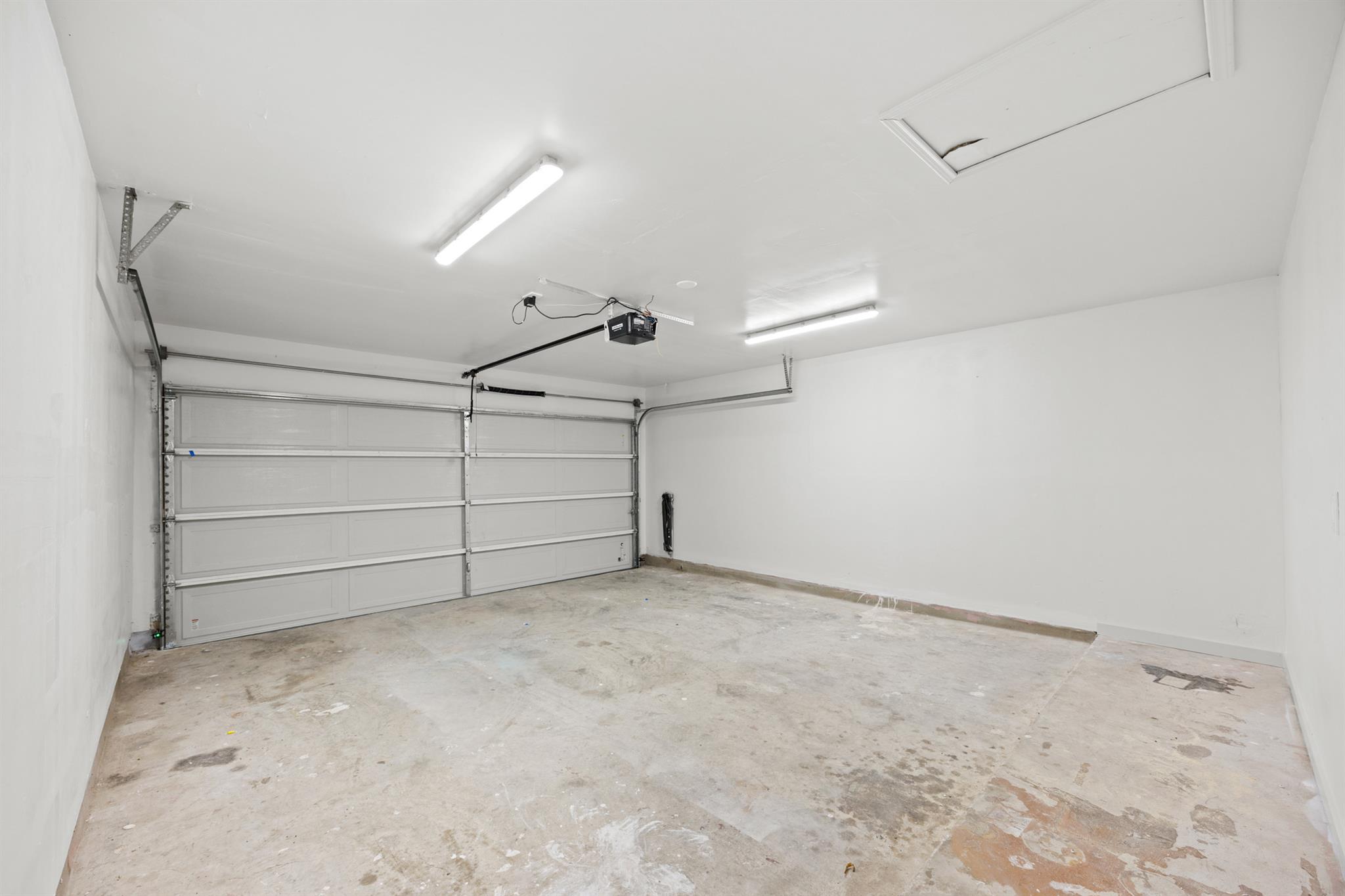 100 Evergreen CIR