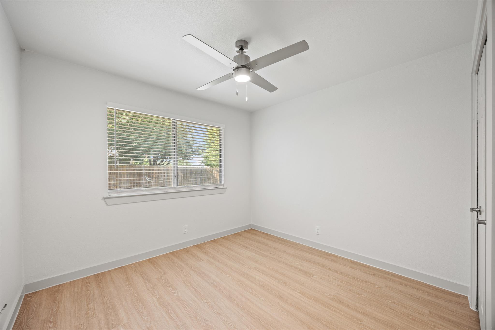100 Evergreen CIR