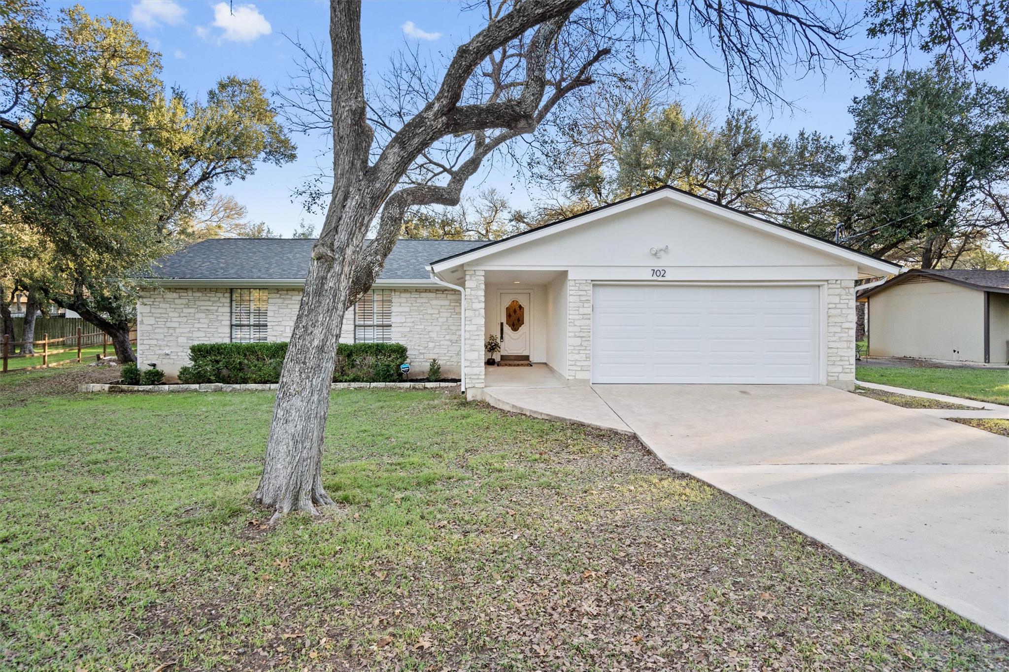 702 Bosque TRL