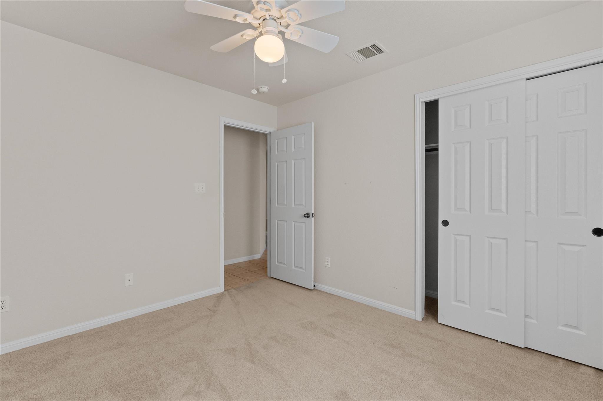 7830 Squirrel Hollow DR