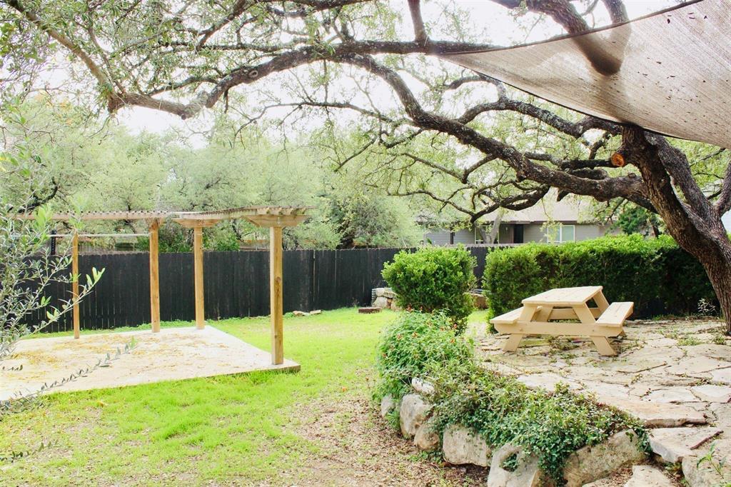 105 N Summit Ridge DR