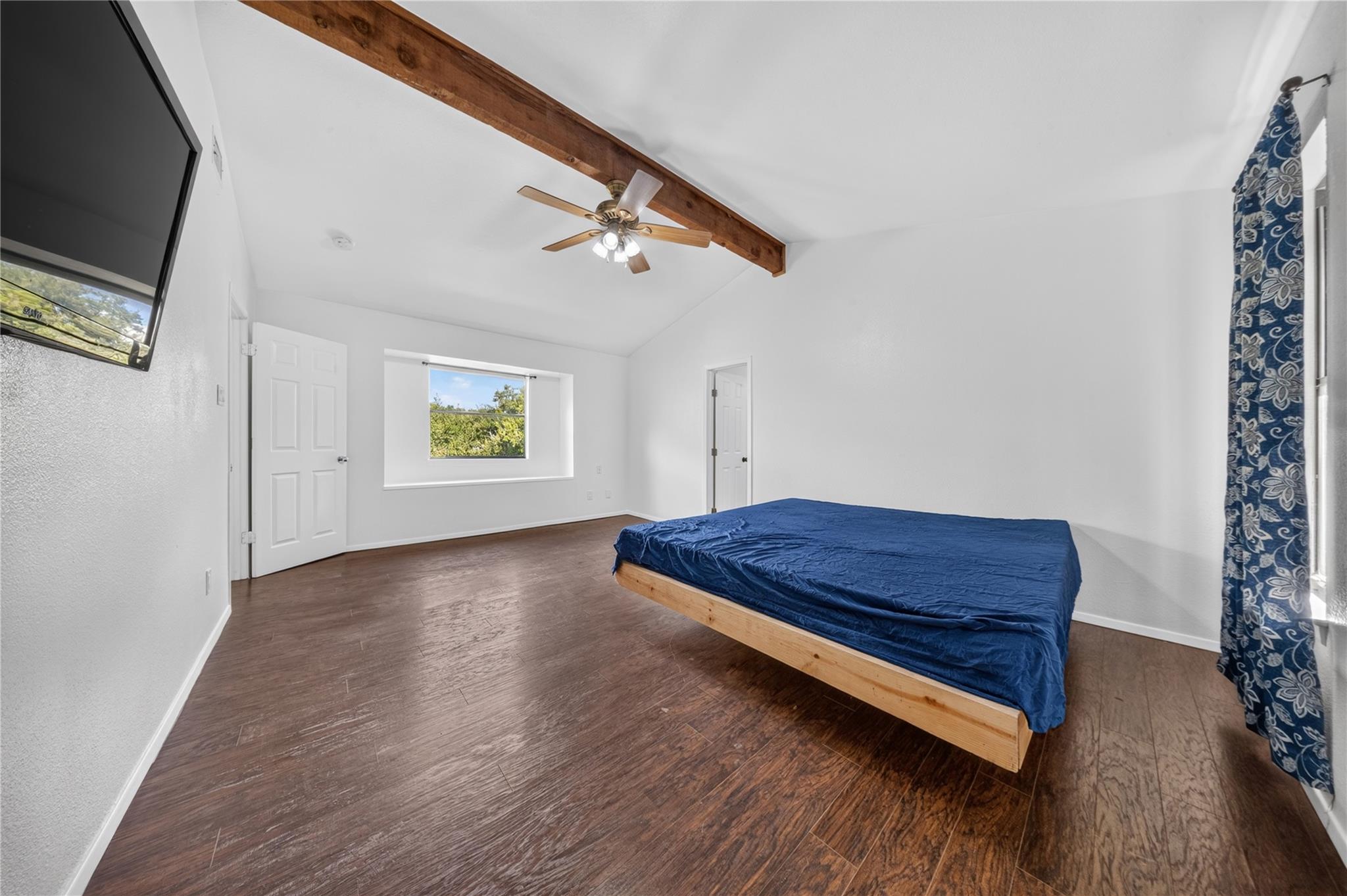 105 N Summit Ridge DR