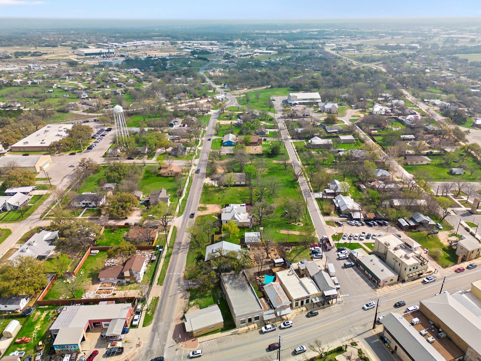 3303 Ranch Road 1869