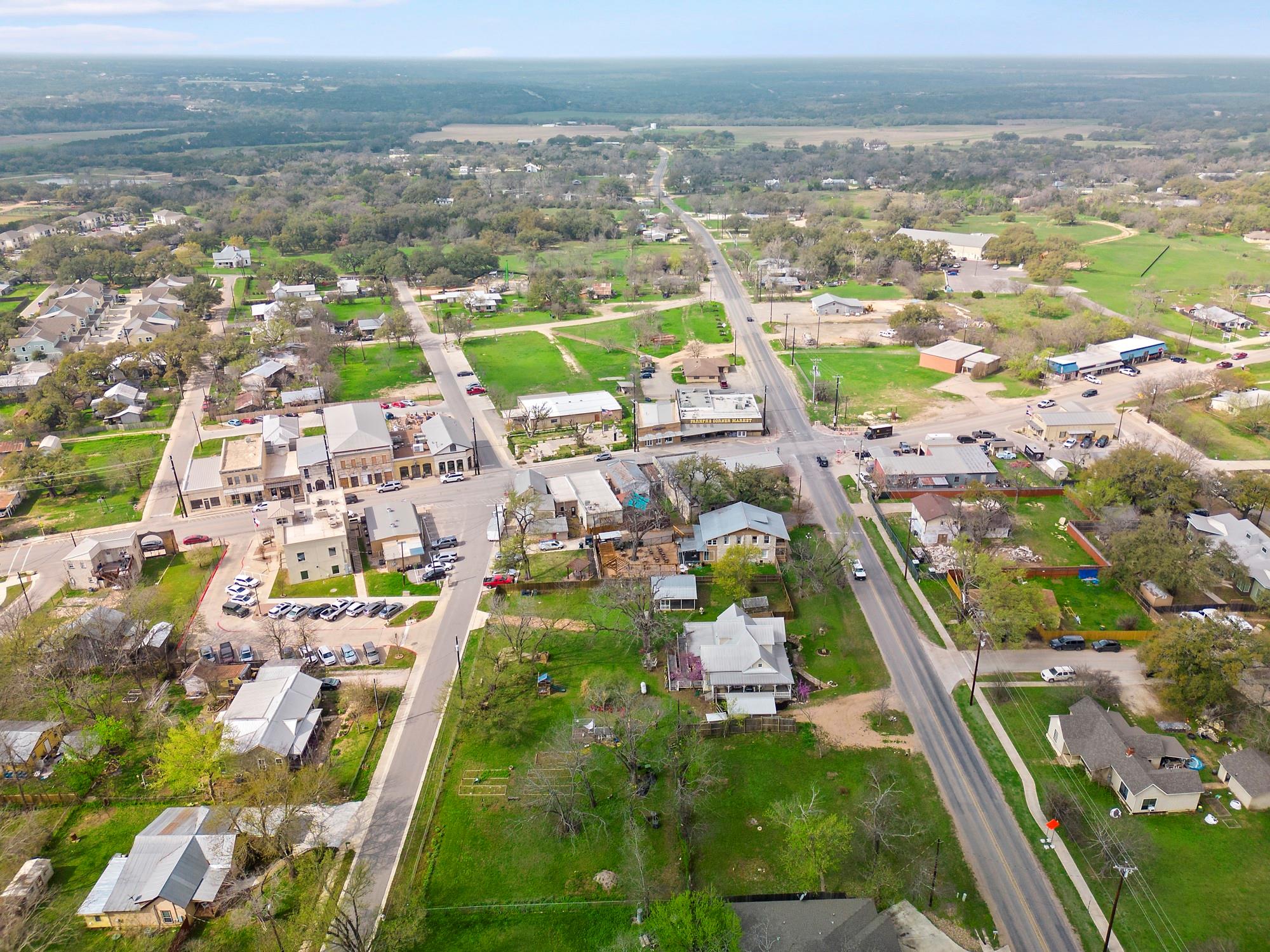 3303 Ranch Road 1869