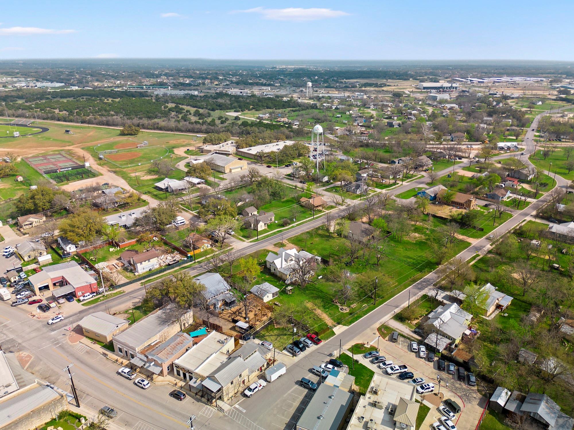 3303 Ranch Road 1869