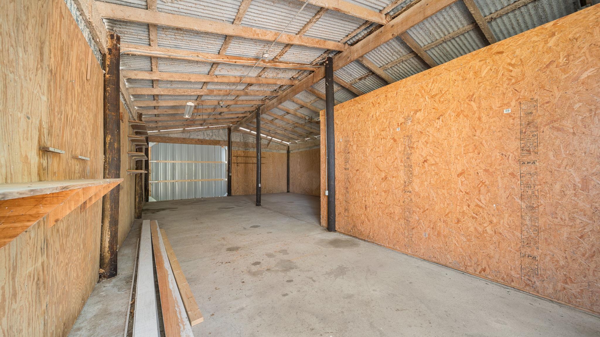 2205 S US Highway 77